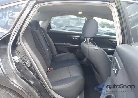 2013 Nissan Altima 2.5 Sv z USA, uszkodzony, nr VIN 1N4AL3AP8DC137173